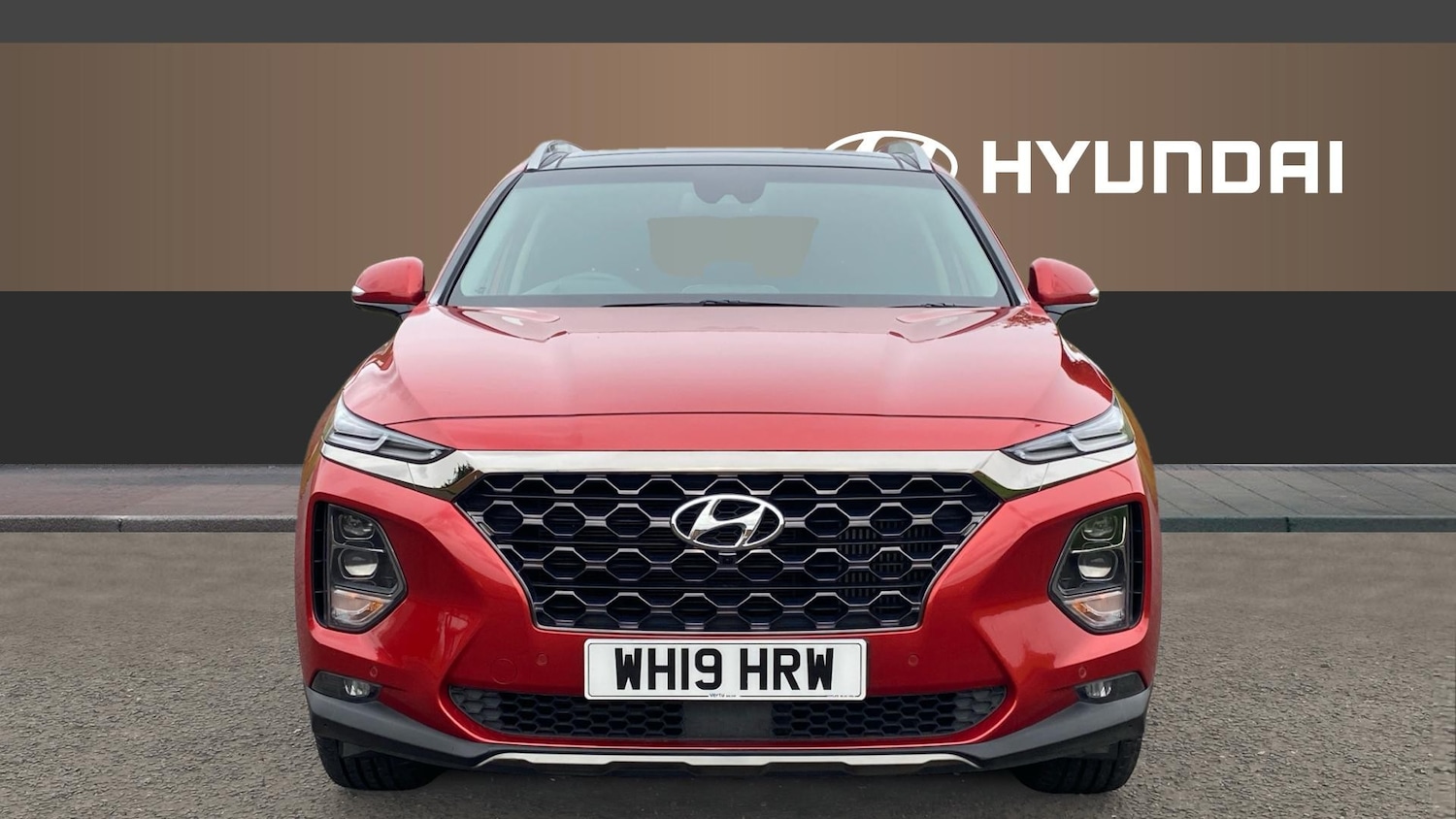 Used Hyundai Santa Fe 2019 for sale - 76194744: Photo 3