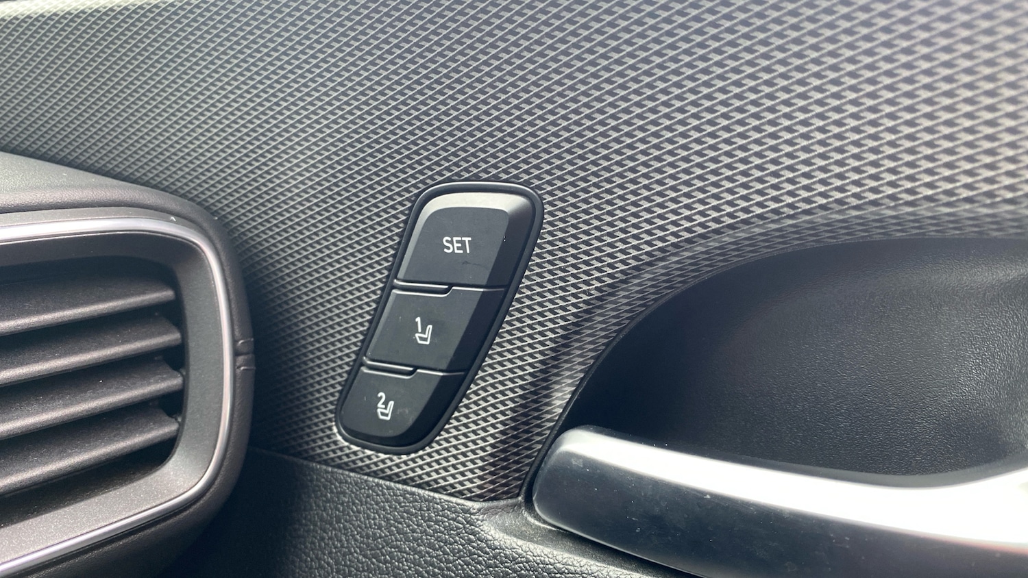 Used Hyundai Santa Fe 2019 for sale - 76194744: Photo 35