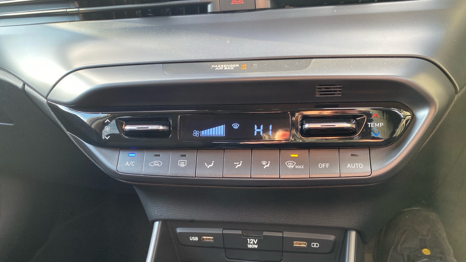 Used Hyundai i20 2023 for sale - 77579437: Photo 27