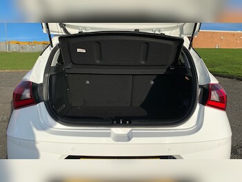 Used Hyundai i20 2023 for sale - 77579437: Photo