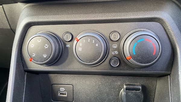 Used Dacia Sandero Stepway 2021 for sale - 76265293: Photo 29