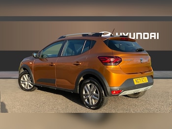 Used Dacia Sandero Stepway 2021 for sale - 76265293: Photo 2