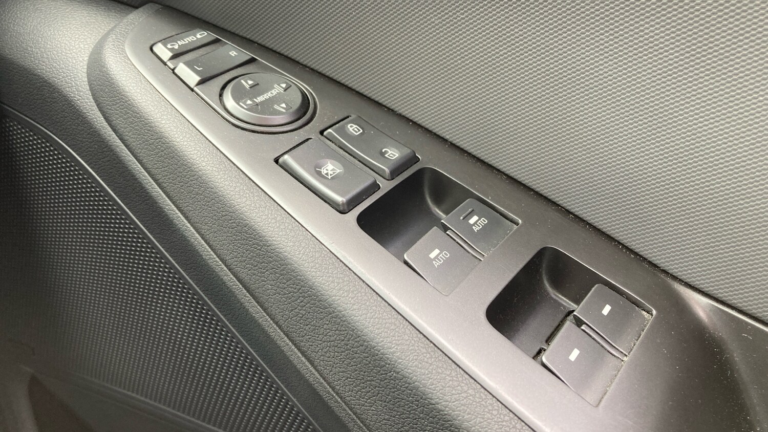 Used Hyundai IONIQ 2020 for sale - 76078018: Photo 20