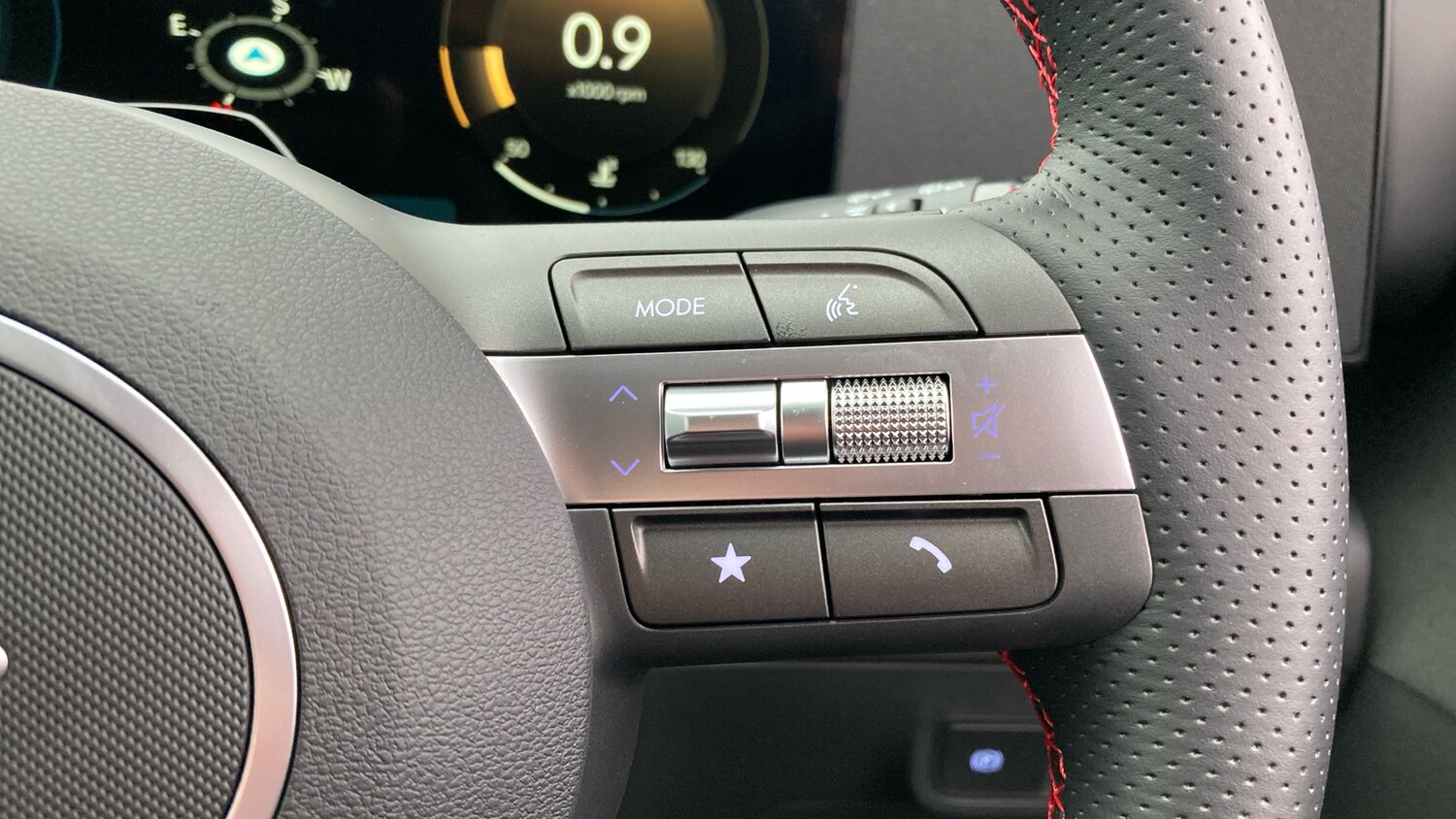 Used Hyundai KONA 2025 for sale - 76464387: Photo 32