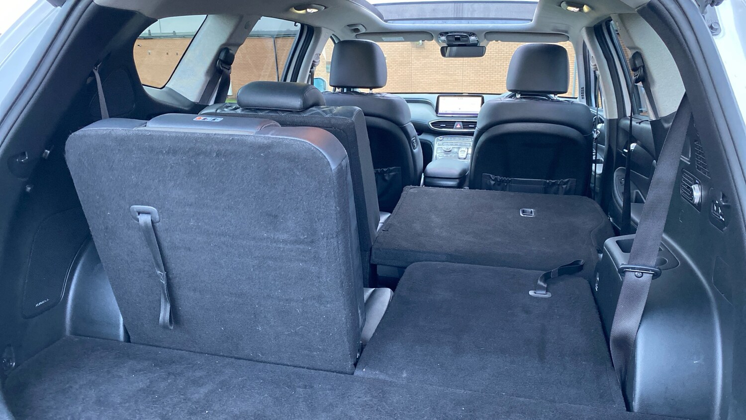 Used Hyundai Santa Fe 2021 for sale - 76821457: Photo 33