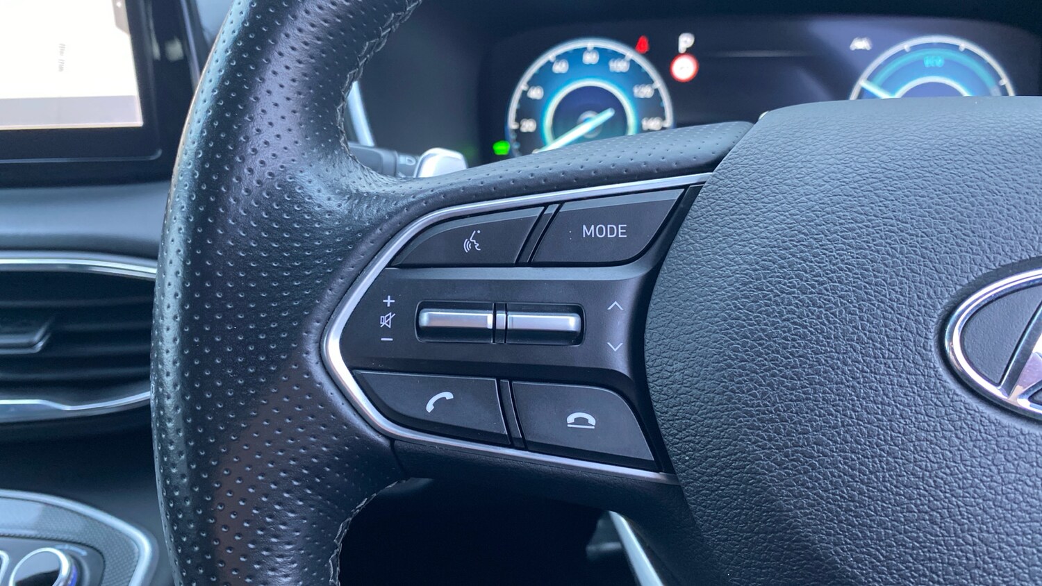 Used Hyundai Santa Fe 2021 for sale - 76821457: Photo 35