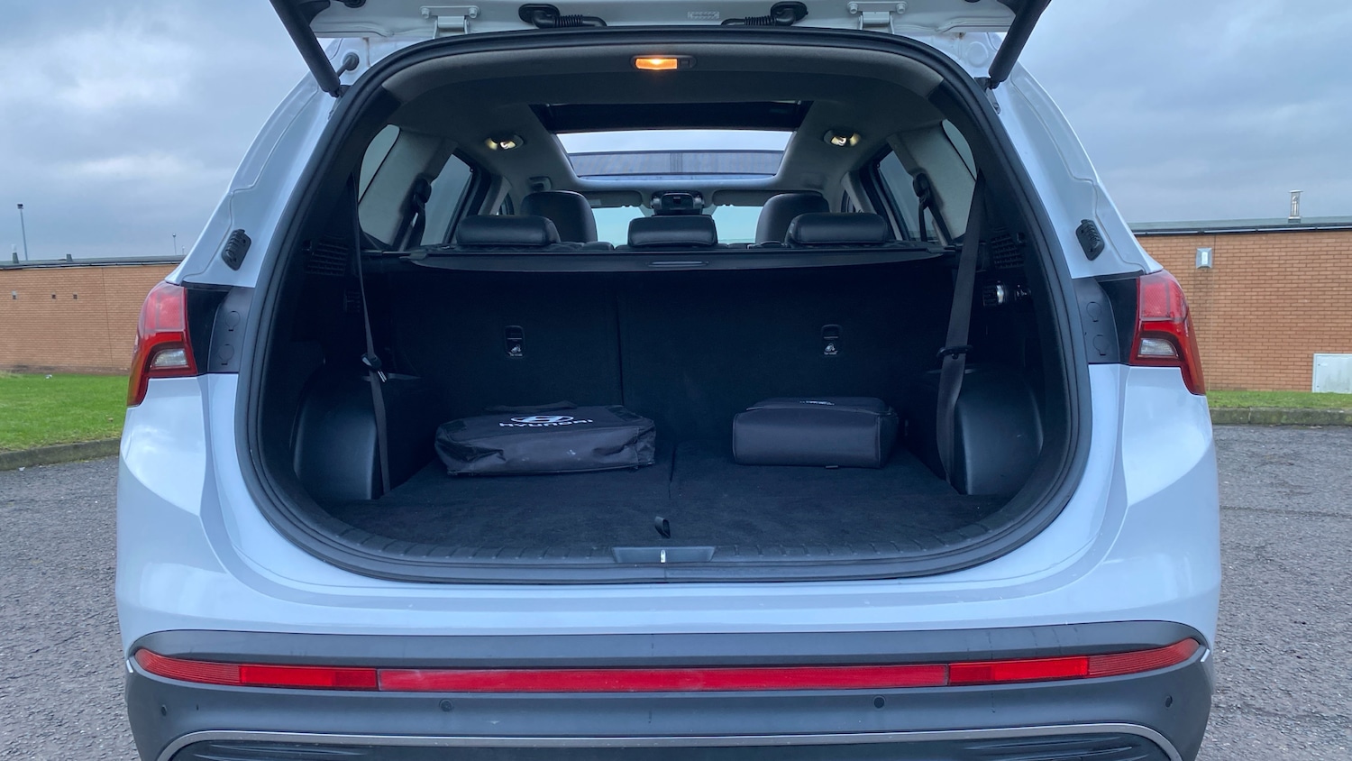 Used Hyundai Santa Fe 2021 for sale - 76821457: Photo 4