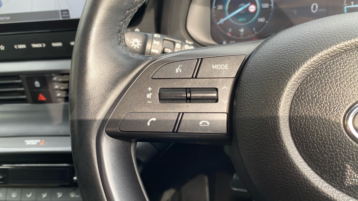 Used Hyundai i20 2023 for sale - 77834246: Photo 30