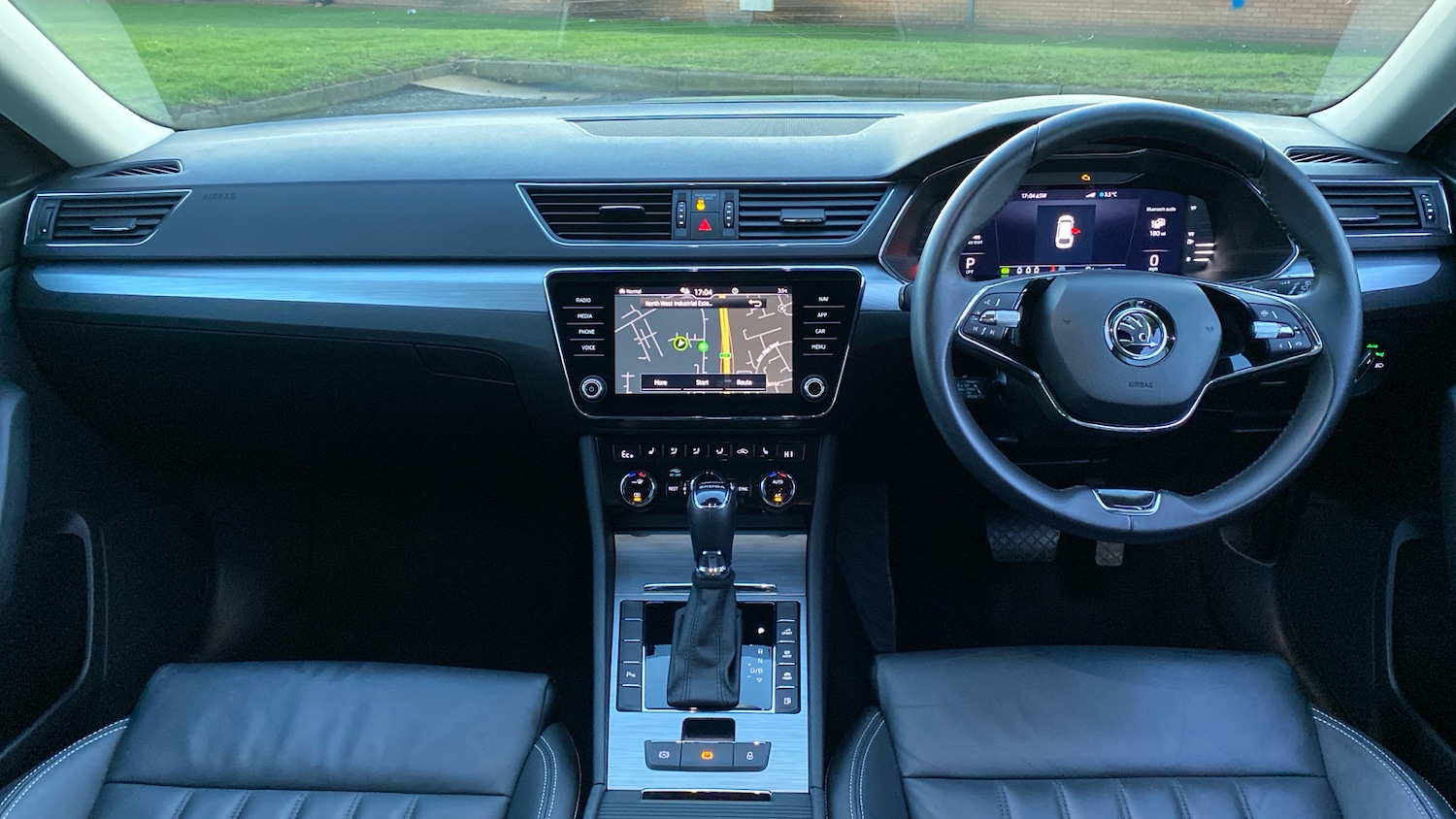 Used Skoda Superb 2023 for sale - 77282904: Photo 10