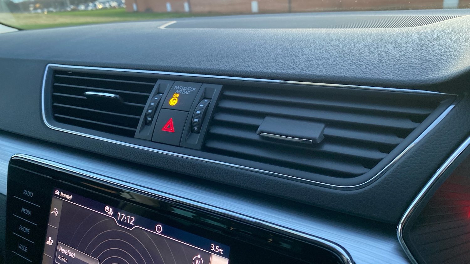 Used Skoda Superb 2023 for sale - 77282904: Photo 20