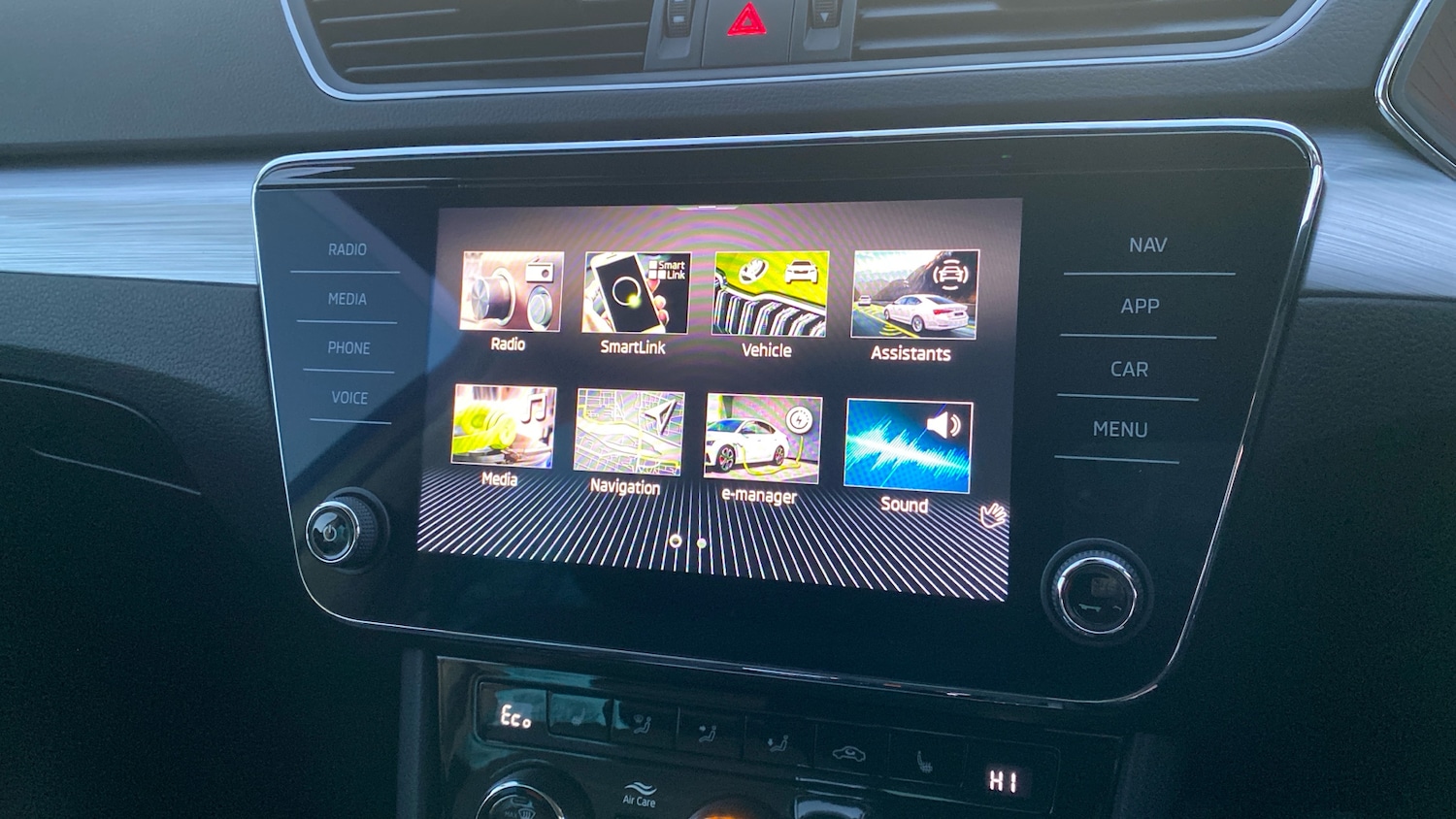 Used Skoda Superb 2023 for sale - 77282904: Photo 39