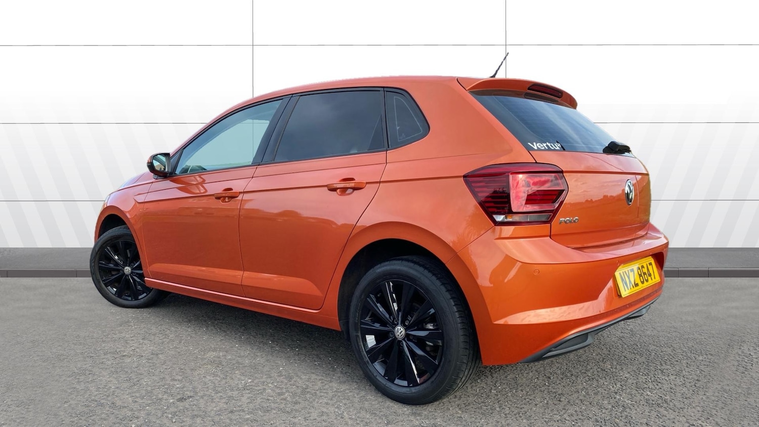 Used Volkswagen Polo 2019 for sale - 76299255: Photo 2