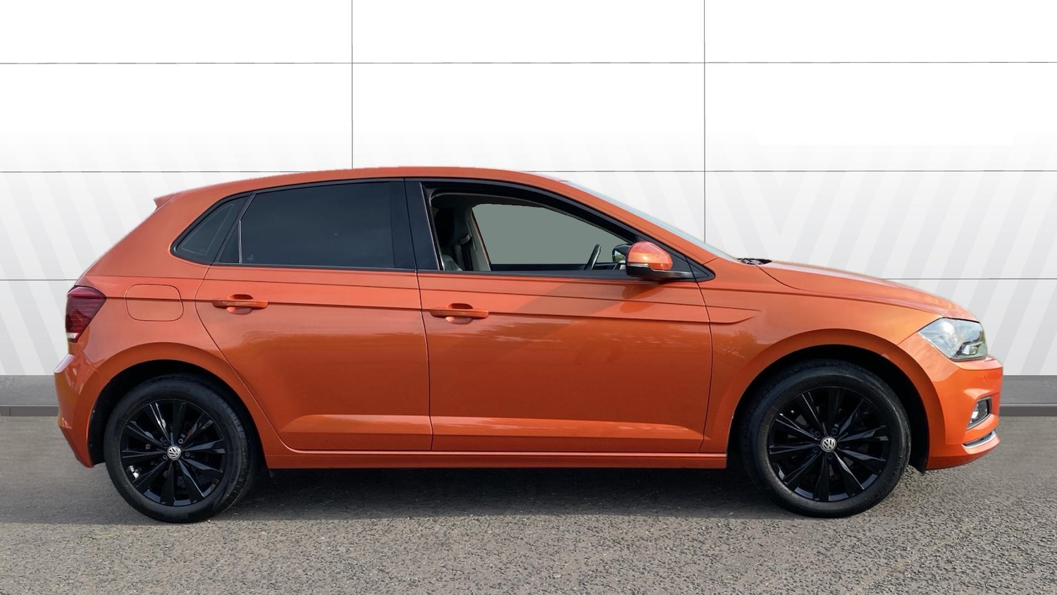 Used Volkswagen Polo 2019 for sale - 76299255: Photo 5
