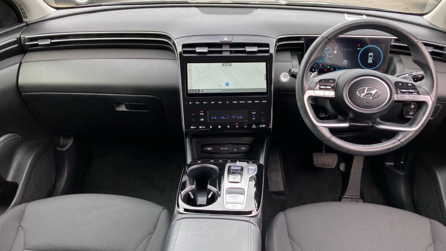 2022 Hyundai TUCSON 1.6 TGDi Hybrid 230 Premium 5dr 2WD Auto Hybrid Estate Estat - Picture 10 of 24