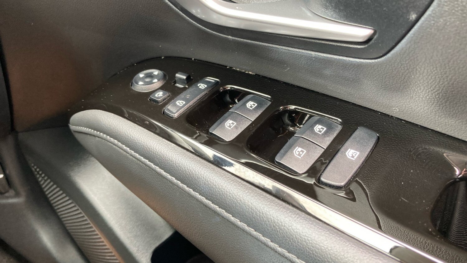 2022 Hyundai TUCSON 1.6 TGDi Hybrid 230 Premium 5dr 2WD Auto Hybrid Estate Estat - Picture 20 of 24