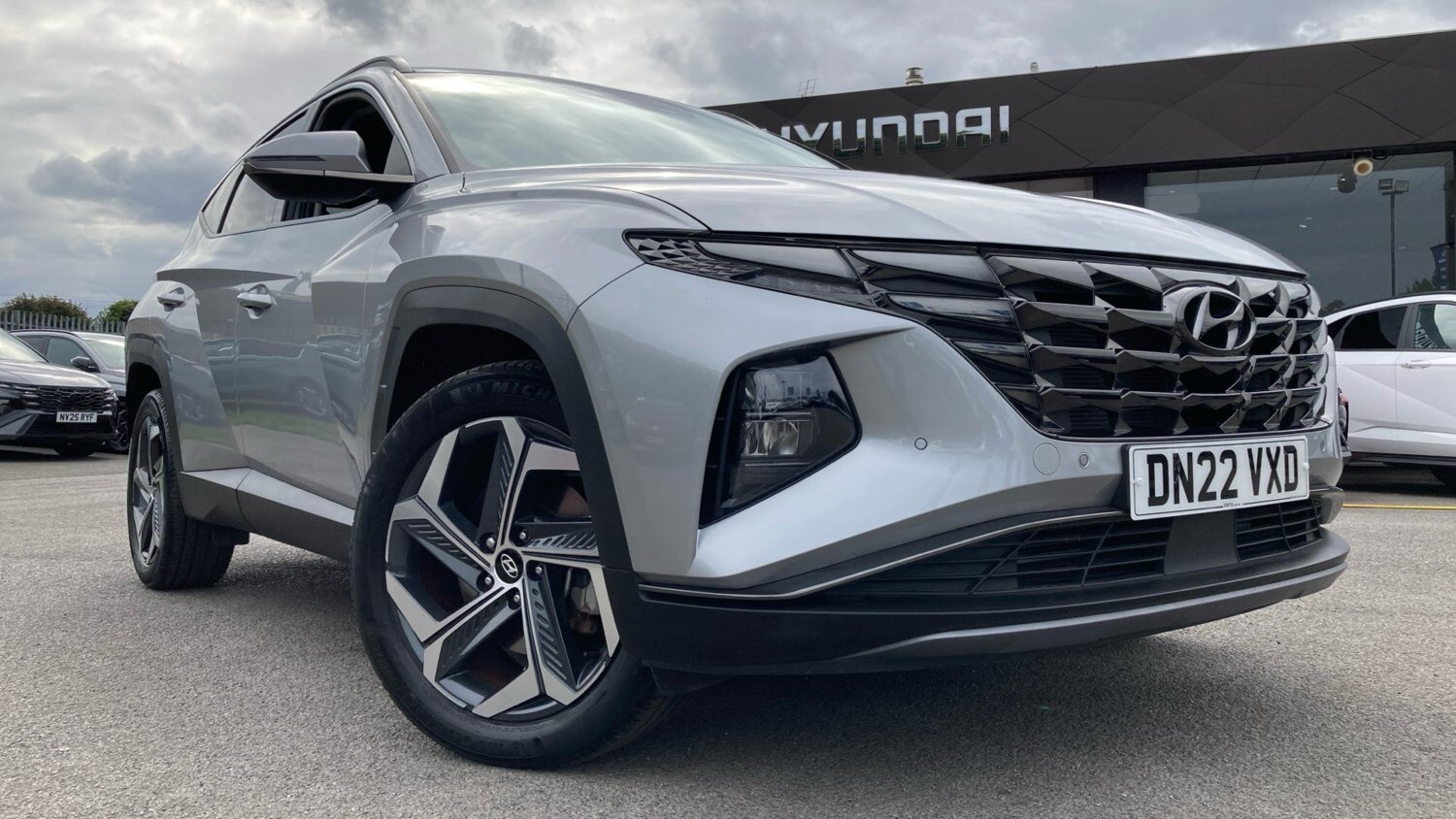 2022 Hyundai TUCSON 1.6 TGDi Hybrid 230 Premium 5dr 2WD Auto Hybrid Estate Estat - Picture 8 of 24