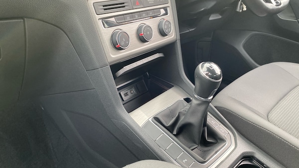 Used Volkswagen Golf SV 2016 for sale - 76265292: Photo 13