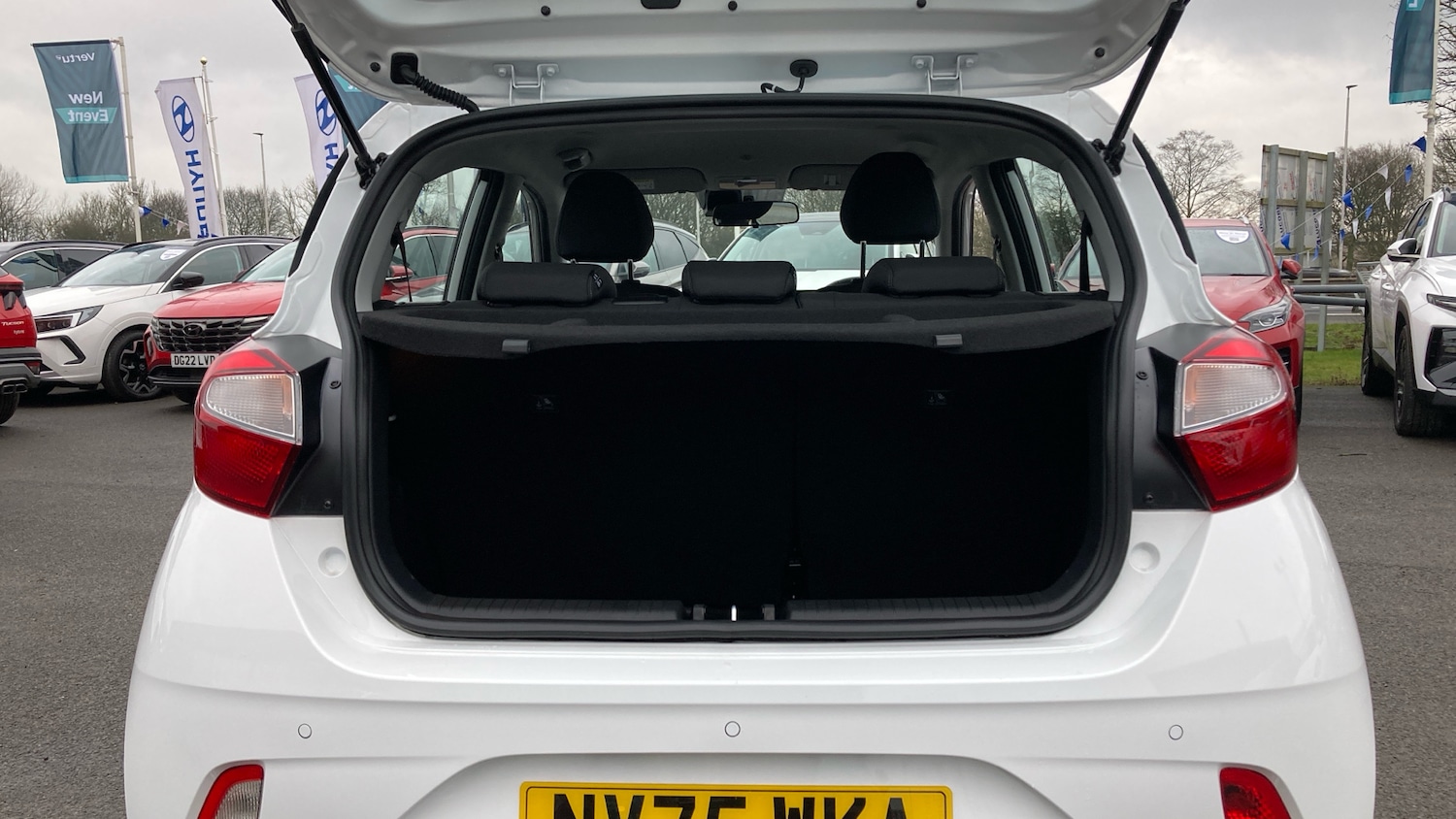 Used Hyundai i10 2025 for sale - 77569347: Photo 4