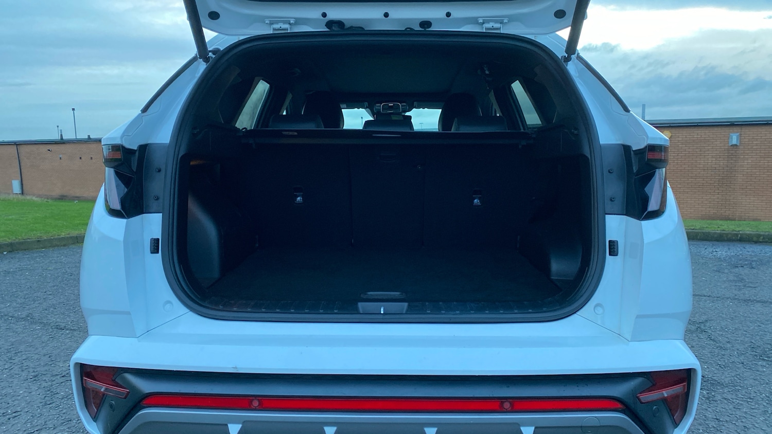 Used Hyundai TUCSON 2022 for sale - 76945749: Photo 4