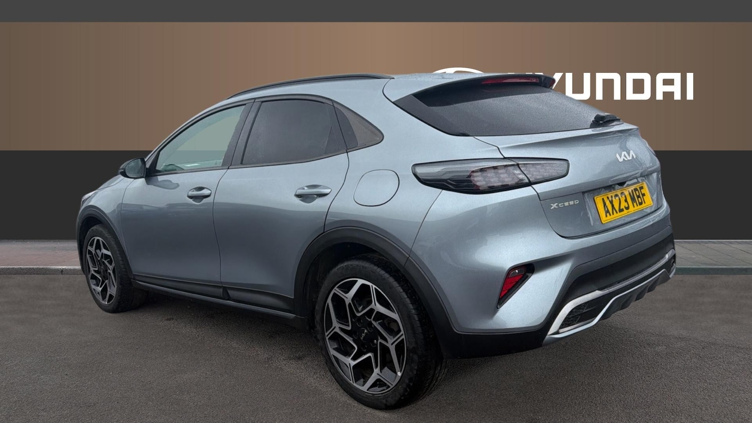 Used Kia XCeed 2023 for sale - 78152882: Photo 2