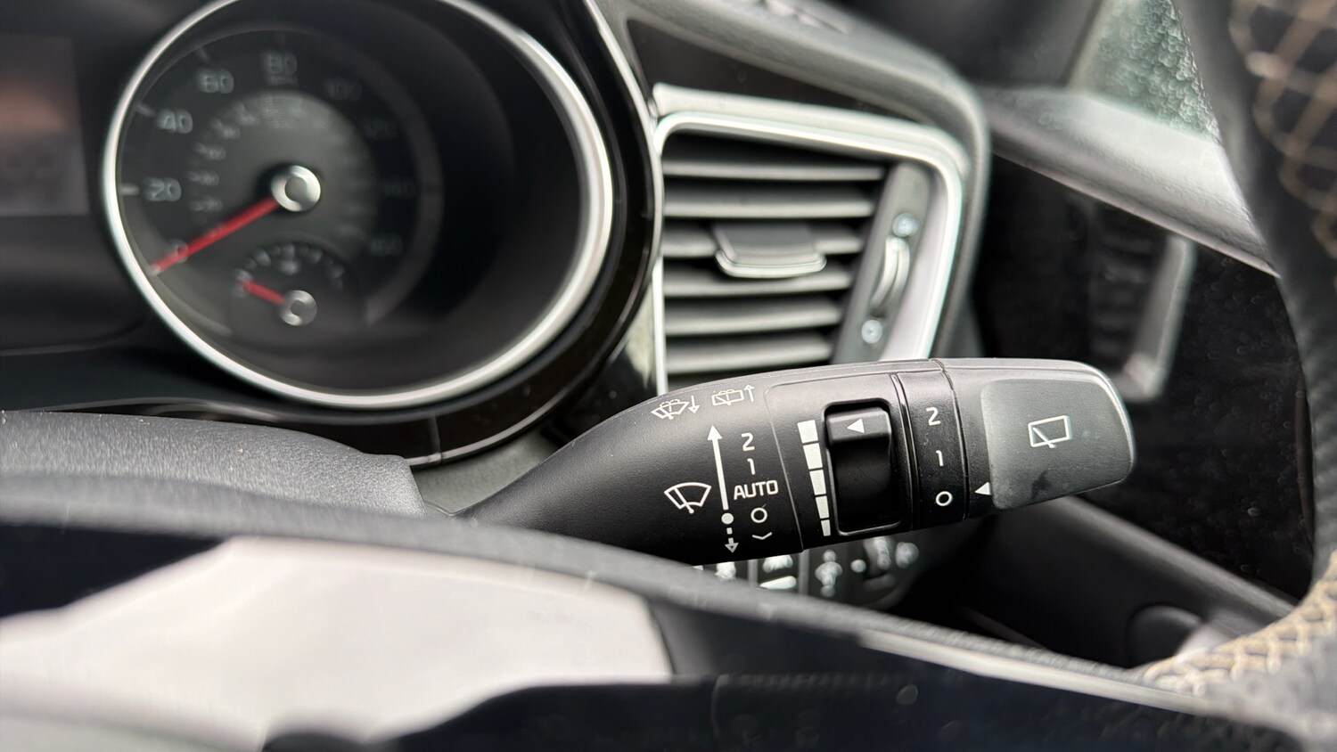 Used Kia XCeed 2023 for sale - 78152882: Photo 29