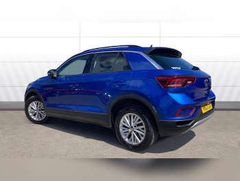 Used Volkswagen T-Roc 2023 for sale - 79308377: Photo