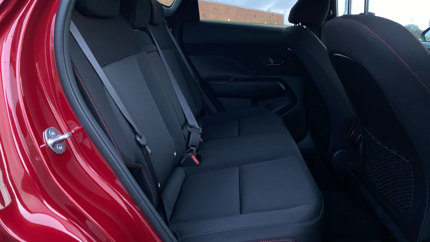 Used Hyundai KONA 2025 for sale - 77085381: Photo 16