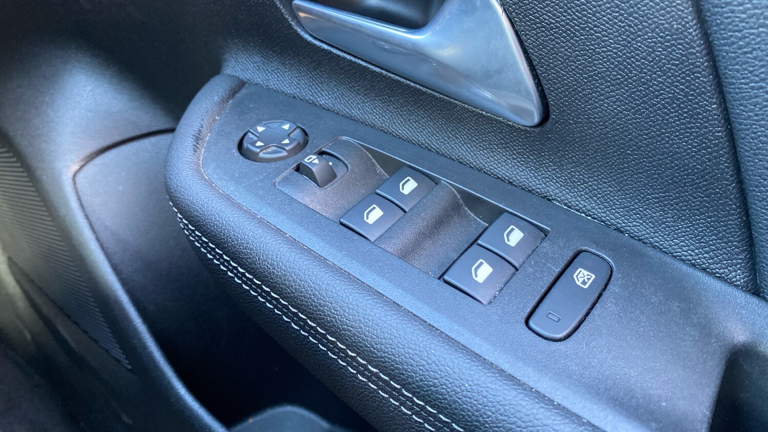 Used Vauxhall Mokka 2023 for sale - 77917092: Photo 29