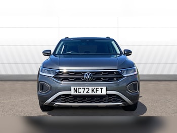 Used Volkswagen T-Roc 2022 for sale - 78885900: Photo