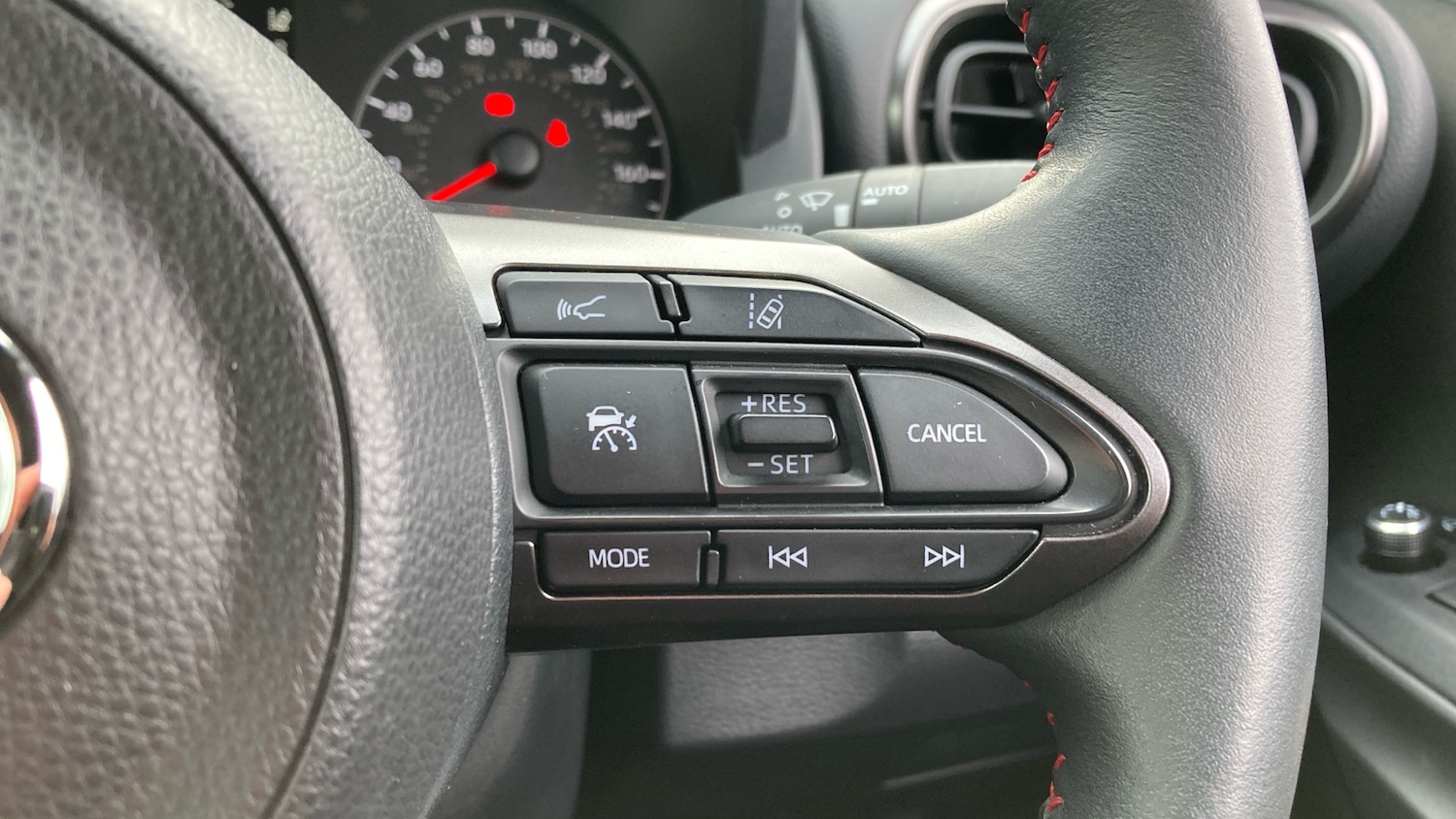 Used Toyota Yaris 2021 for sale - 77672135: Photo 22