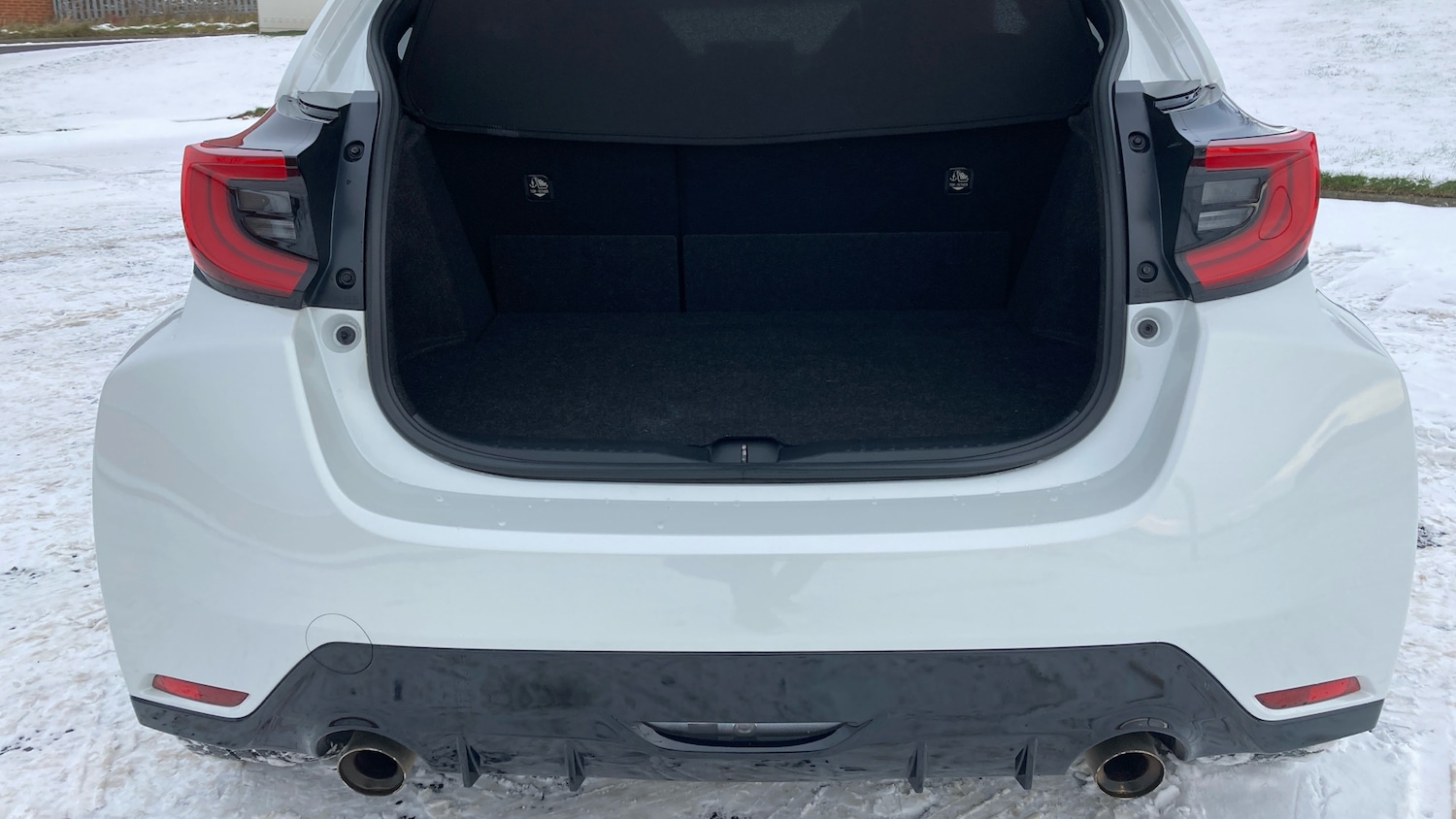 Used Toyota Yaris 2021 for sale - 77672135: Photo 4