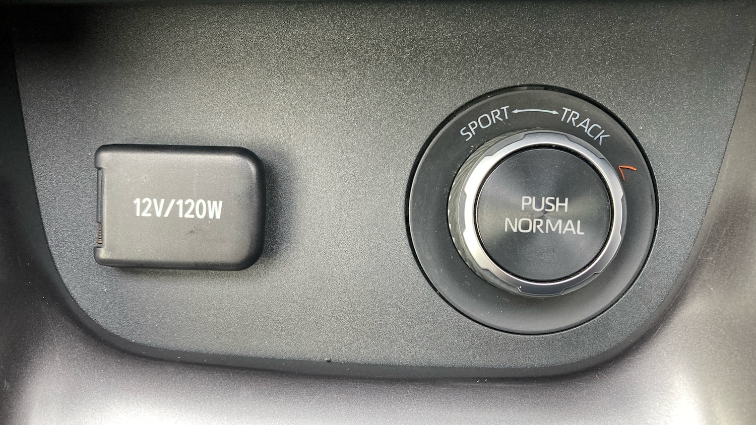 Used Toyota Yaris 2021 for sale - 77672135: Photo 42