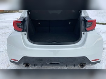 Used Toyota Yaris 2021 for sale - 77672135: Photo