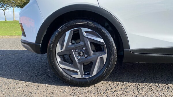 Used Hyundai BAYON 2024 for sale - 76133964: Photo 7