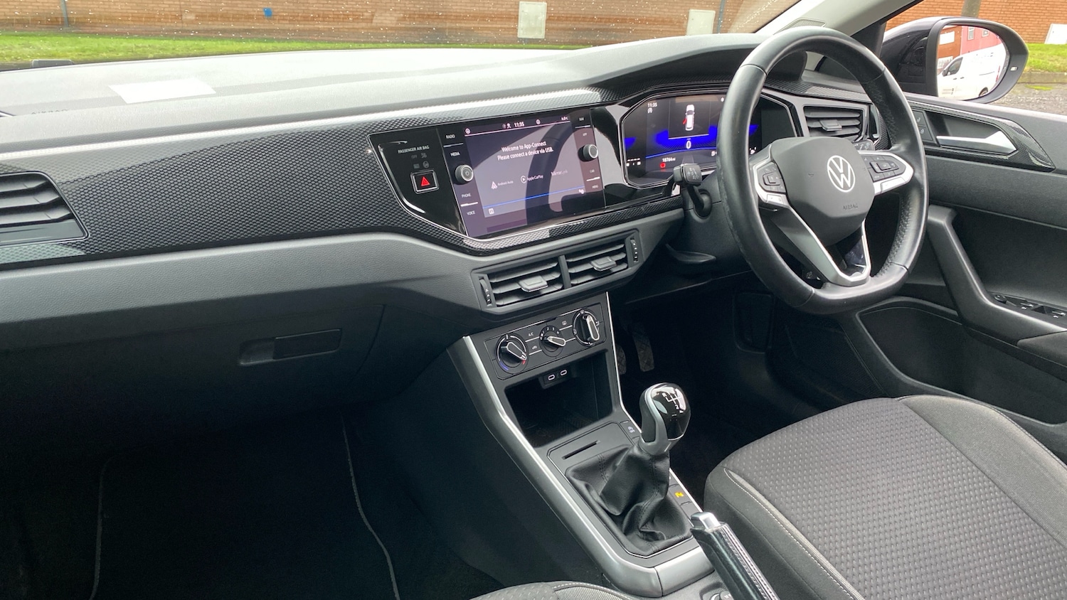 Used Volkswagen Taigo 2023 for sale - 76974186: Photo 9