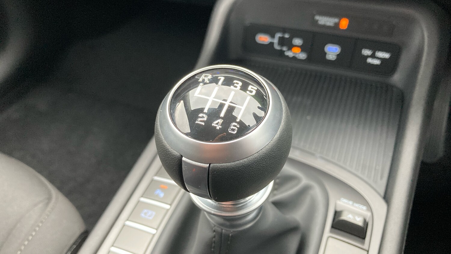 Used Hyundai KONA 2025 for sale - 76464395: Photo 31