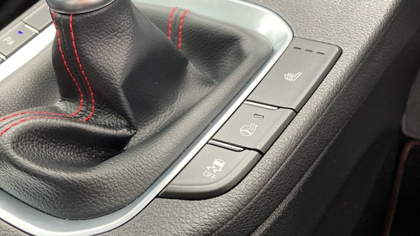 Used Hyundai i30 2019 for sale - 76231574: Photo 34