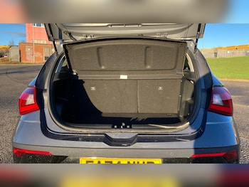 Used Hyundai i20 2025 for sale - 77186791: Photo