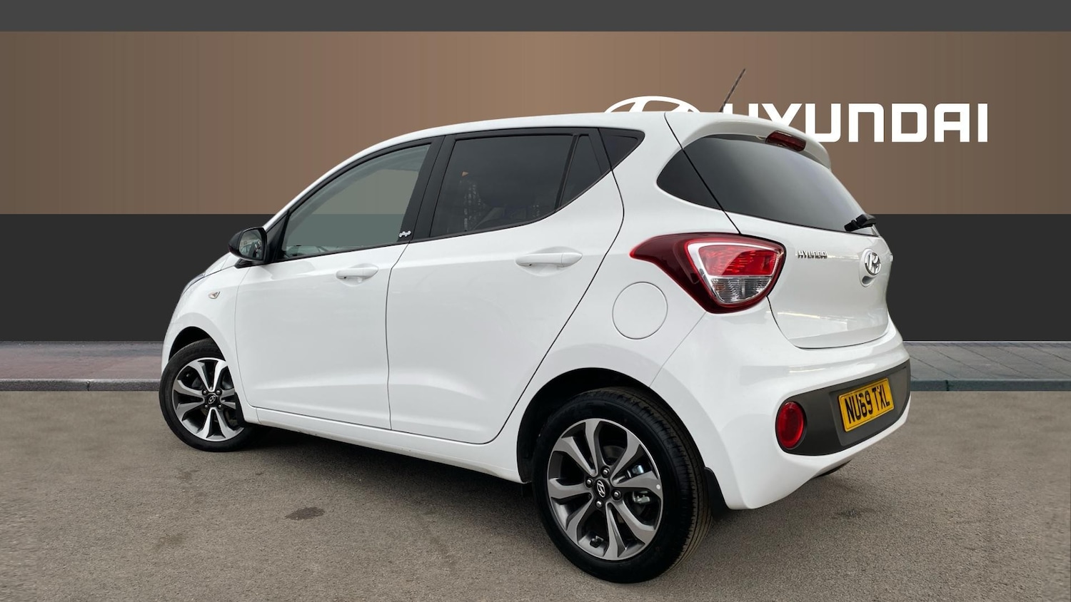 Used Hyundai i10 2019 for sale - 77733047: Photo 2