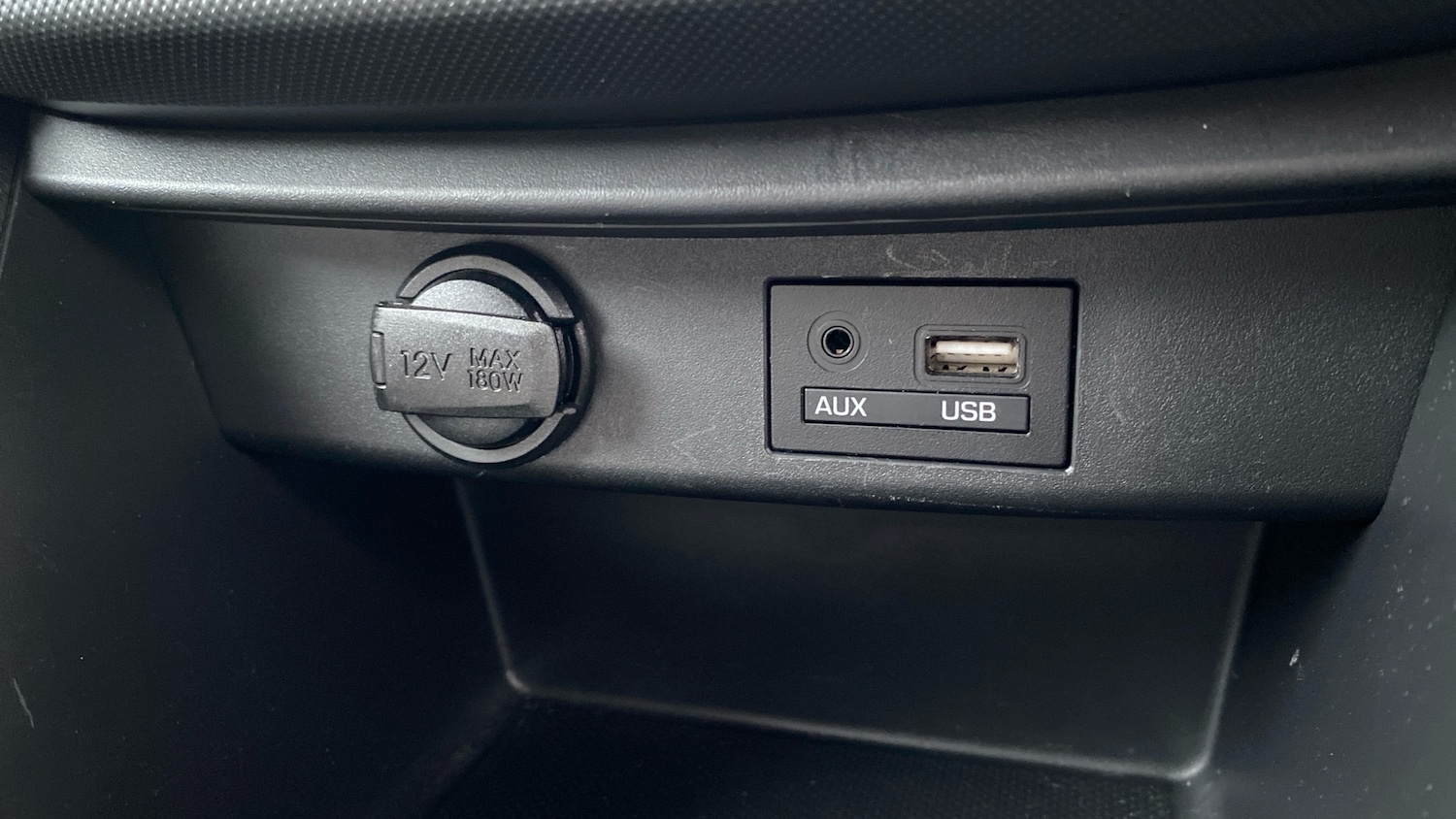 Used Hyundai i10 2019 for sale - 77733047: Photo 32