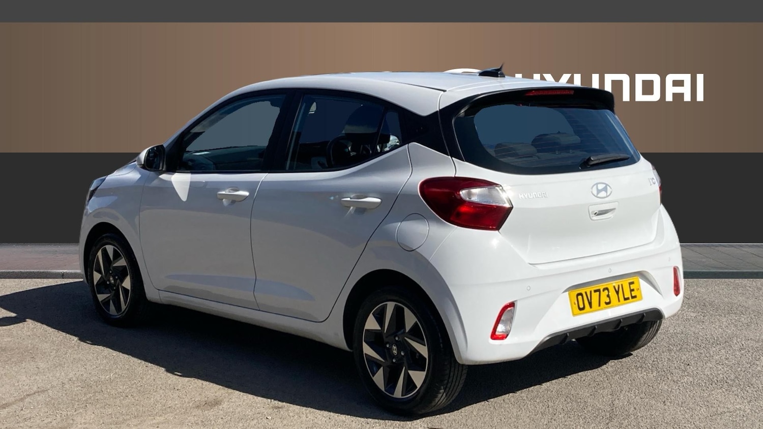 Used Hyundai i10 2023 for sale - 78198655: Photo 2