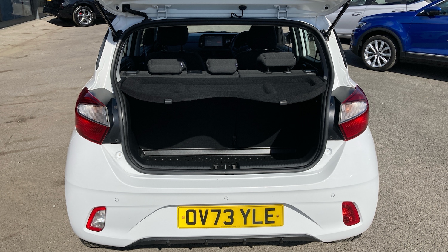 Used Hyundai i10 2023 for sale - 78198655: Photo 4