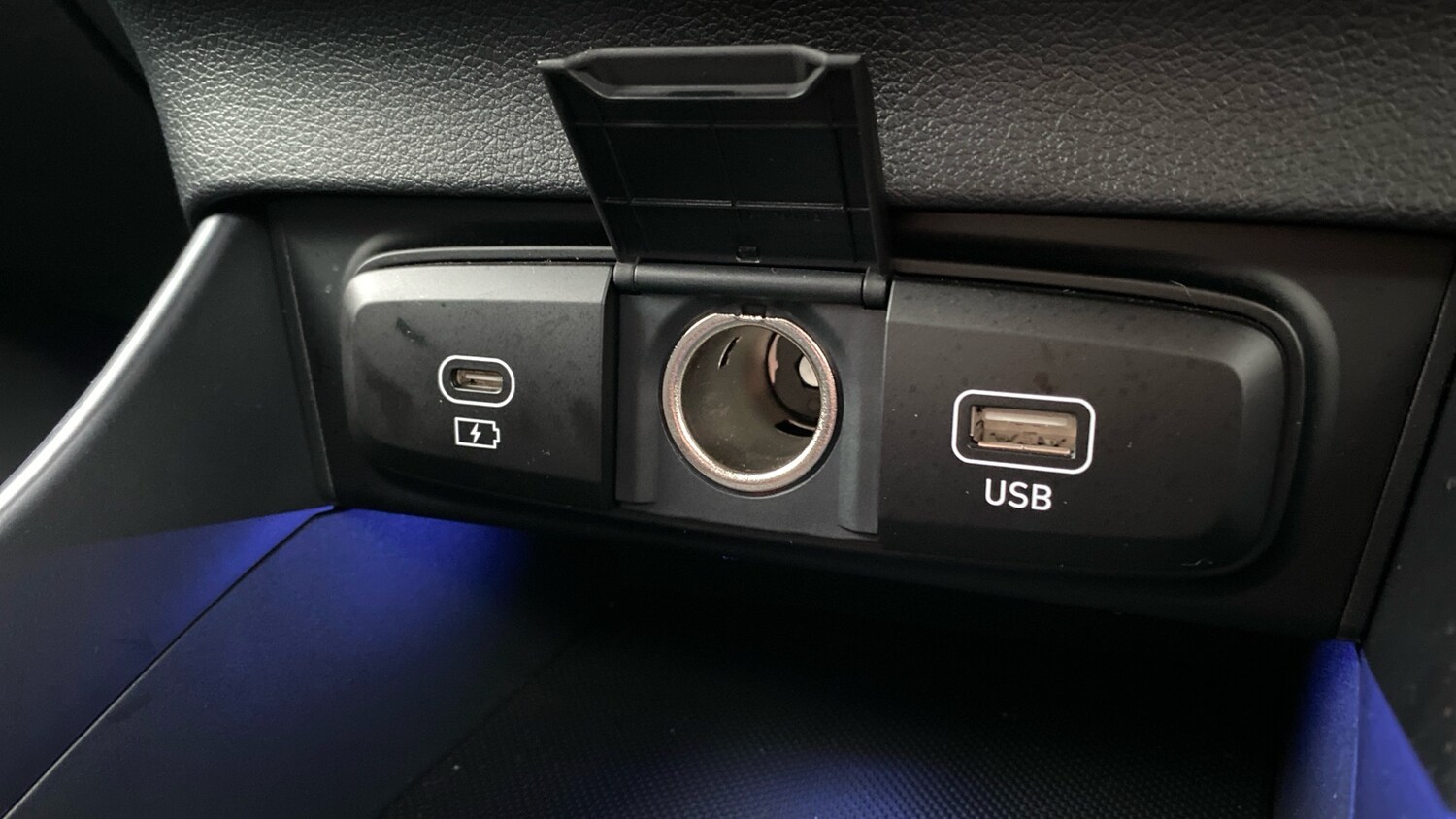 Used Hyundai BAYON 2025 for sale - 76762299: Photo 27