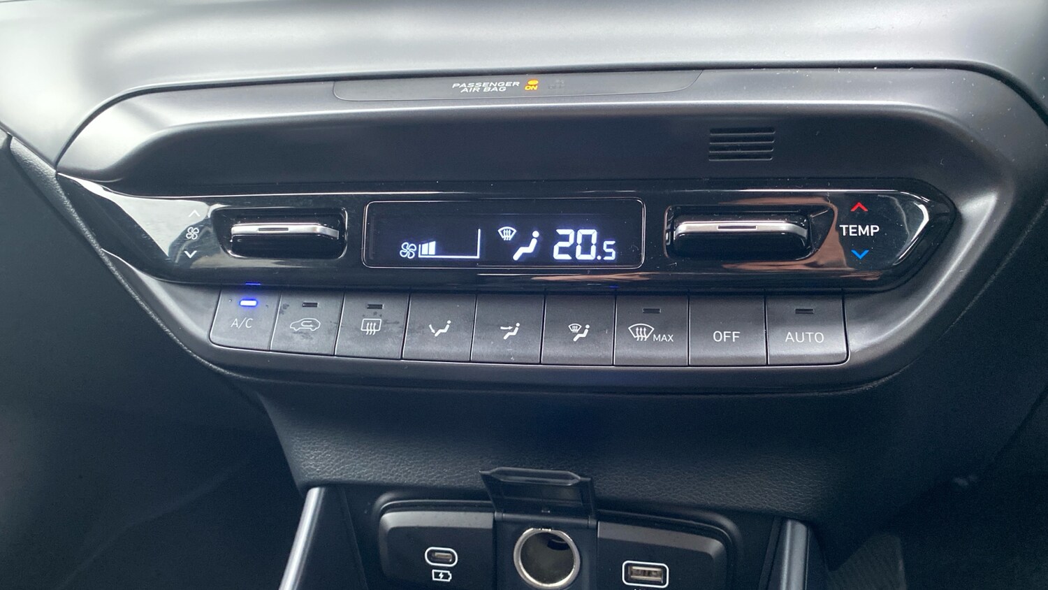 Used Hyundai BAYON 2025 for sale - 76762299: Photo 28