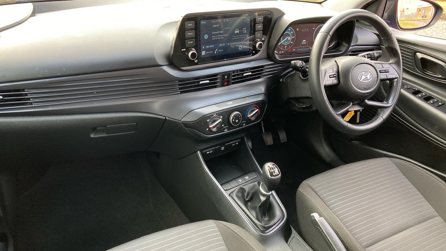 Used Hyundai i20 2022 for sale - 75997304: Photo 9