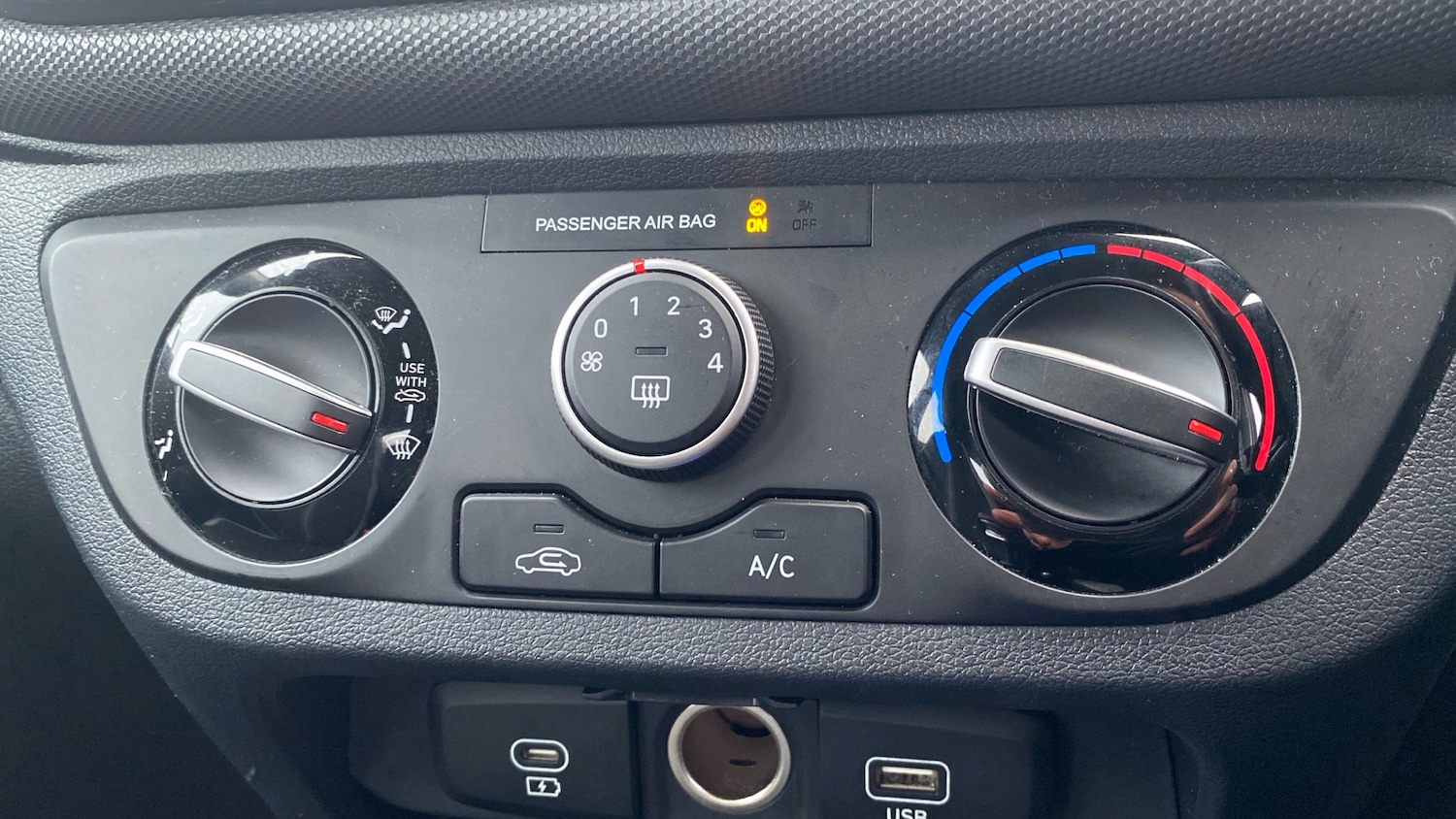 Used Hyundai i10 2025 for sale - 77038757: Photo 34