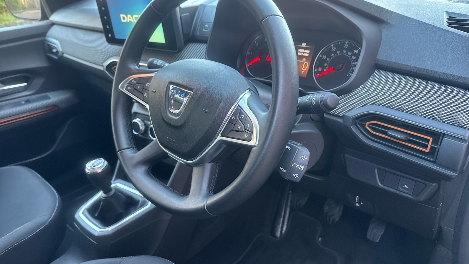 Used Dacia Sandero Stepway 2022 for sale - 77676975: Photo 37