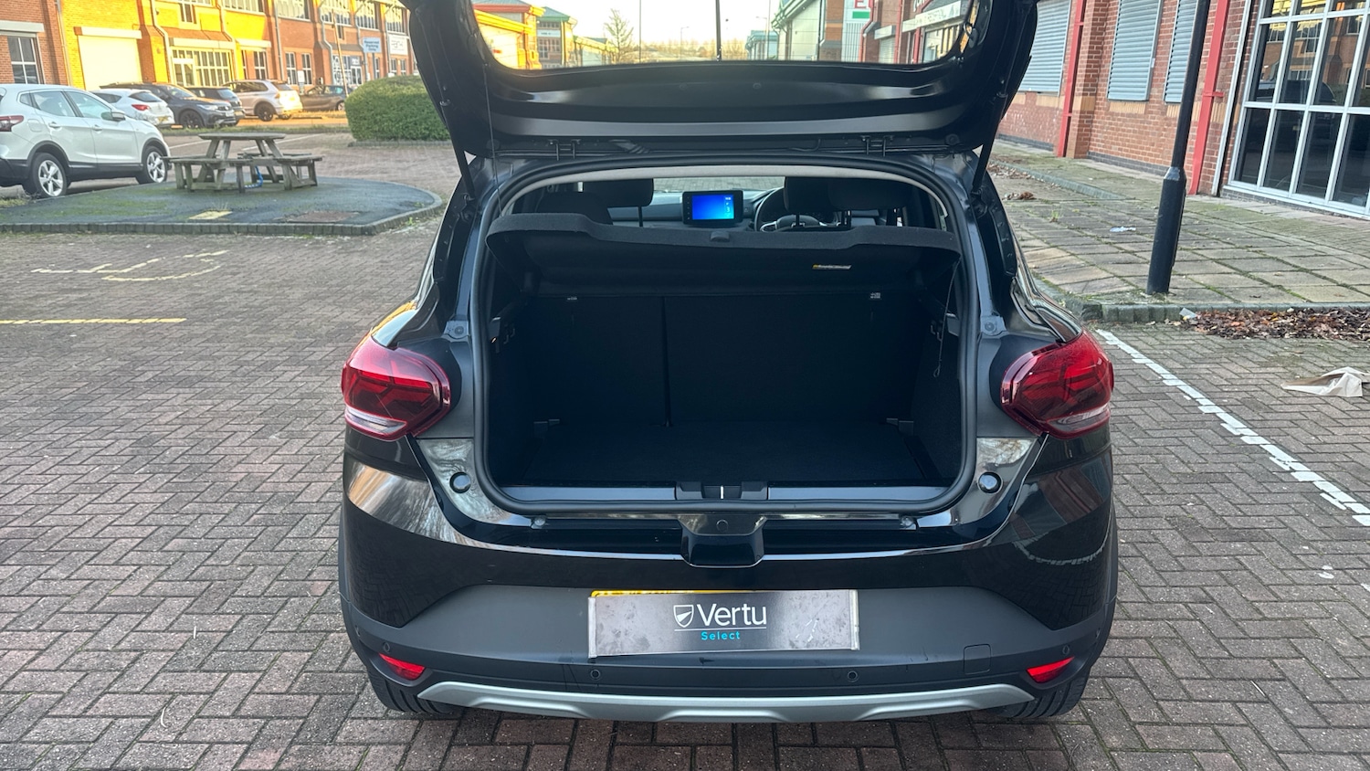 Used Dacia Sandero Stepway 2022 for sale - 77676975: Photo 4