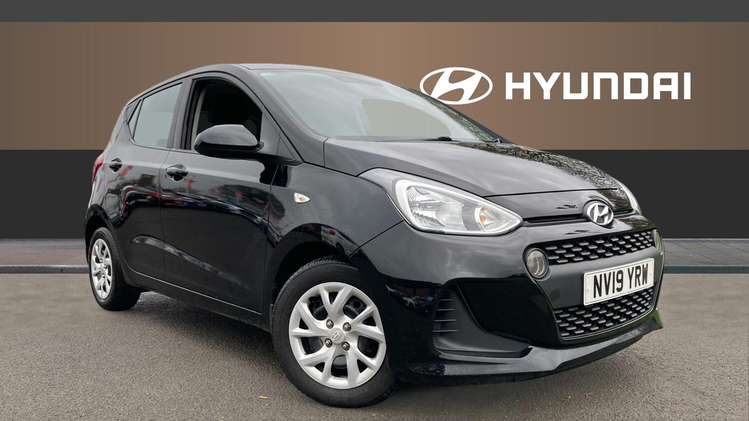 Used Hyundai i10 2019 for sale - 76554151: Photo 1
