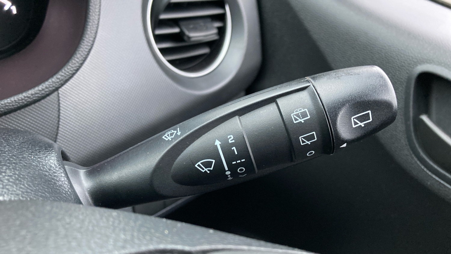 Used Hyundai i10 2019 for sale - 76554151: Photo 26